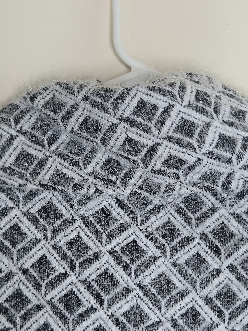 Ali Miles Eyelash Sweater Gray White Geometric Cowl Neck Soft Textured Pullover - Picture 8 of 8